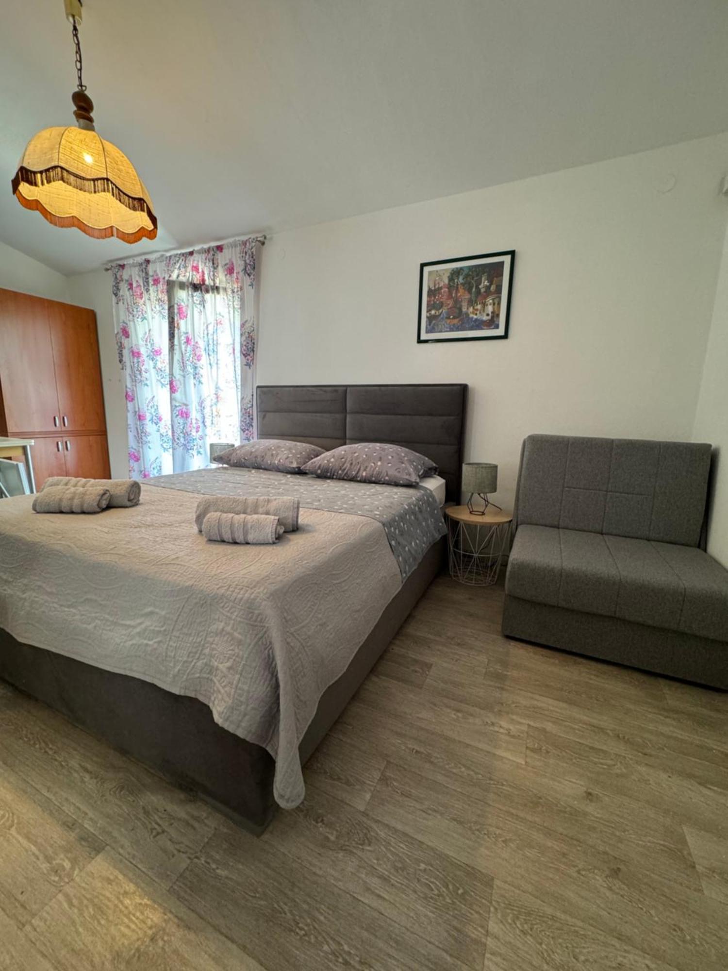 רוגוזניצה Apartments Triton מראה חיצוני תמונה