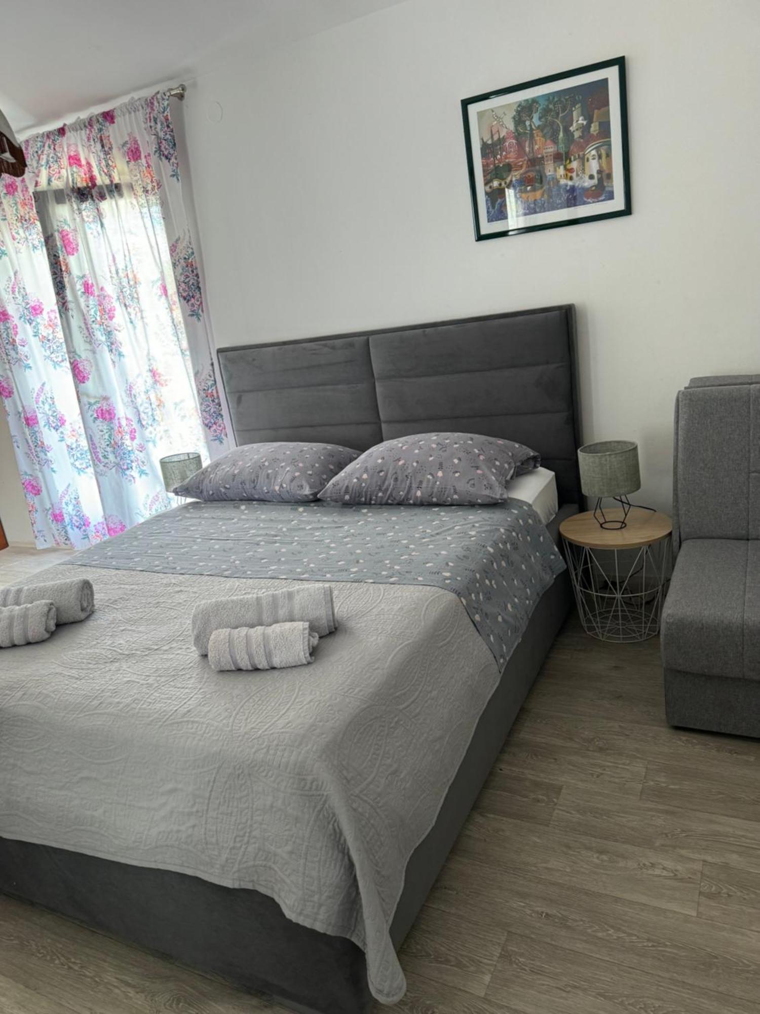 רוגוזניצה Apartments Triton מראה חיצוני תמונה